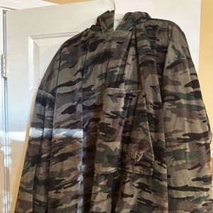 Camo regular size The Comfy
